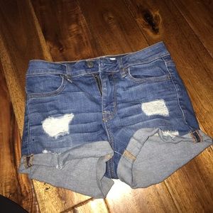 Ripped jean pacsun shorts!